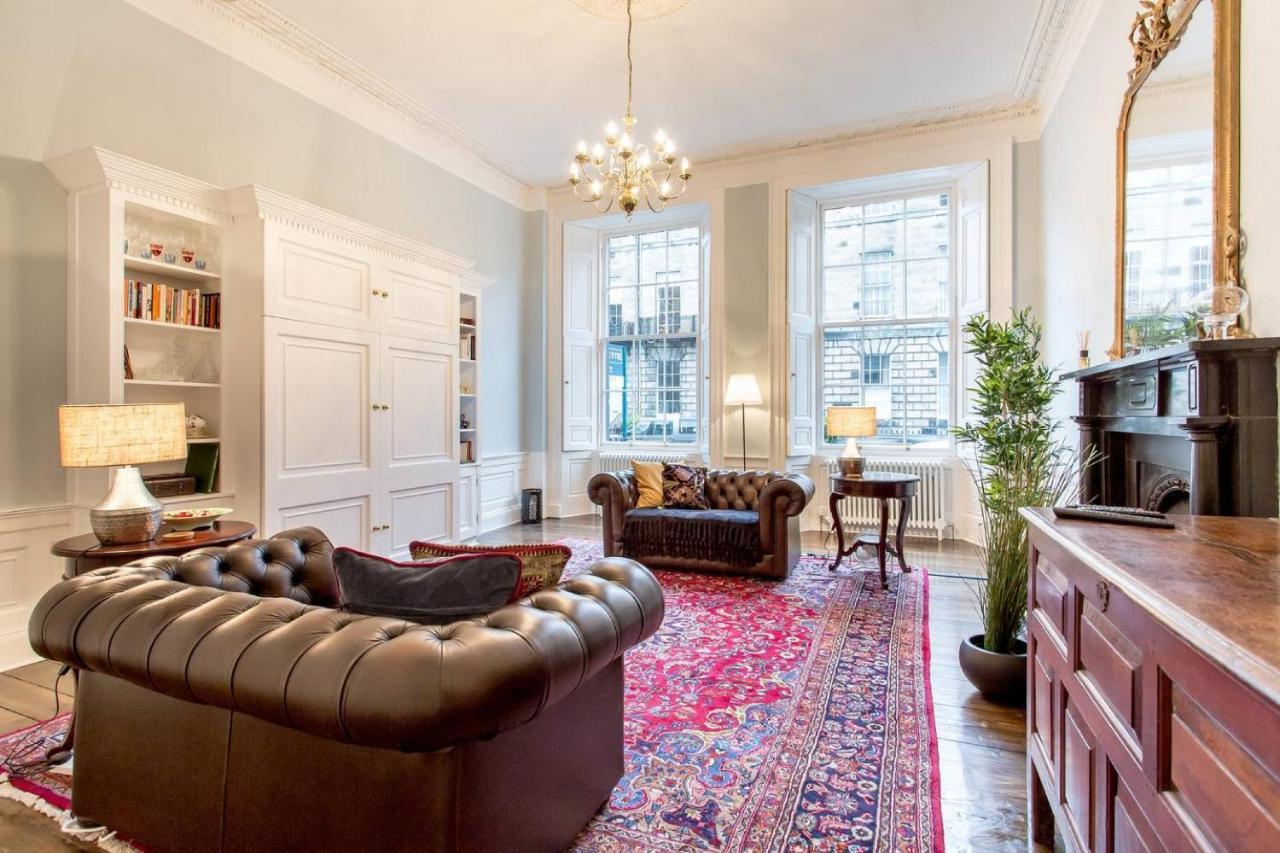 Joivy Converted Flat In Historic Building In New Town Edimburgo Exterior foto